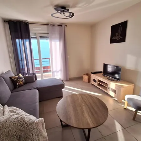 3-rooms In Front Of Snow Διαμέρισμα *